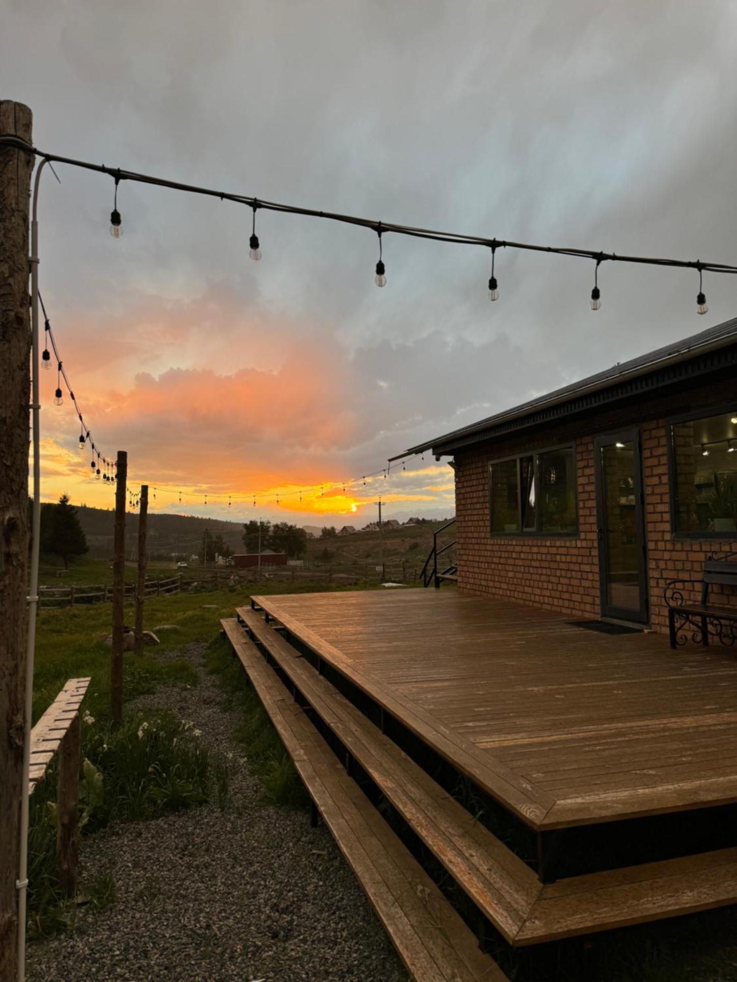 Mine Hostel Dzhergalan Jyrgalan Экстерьер фото