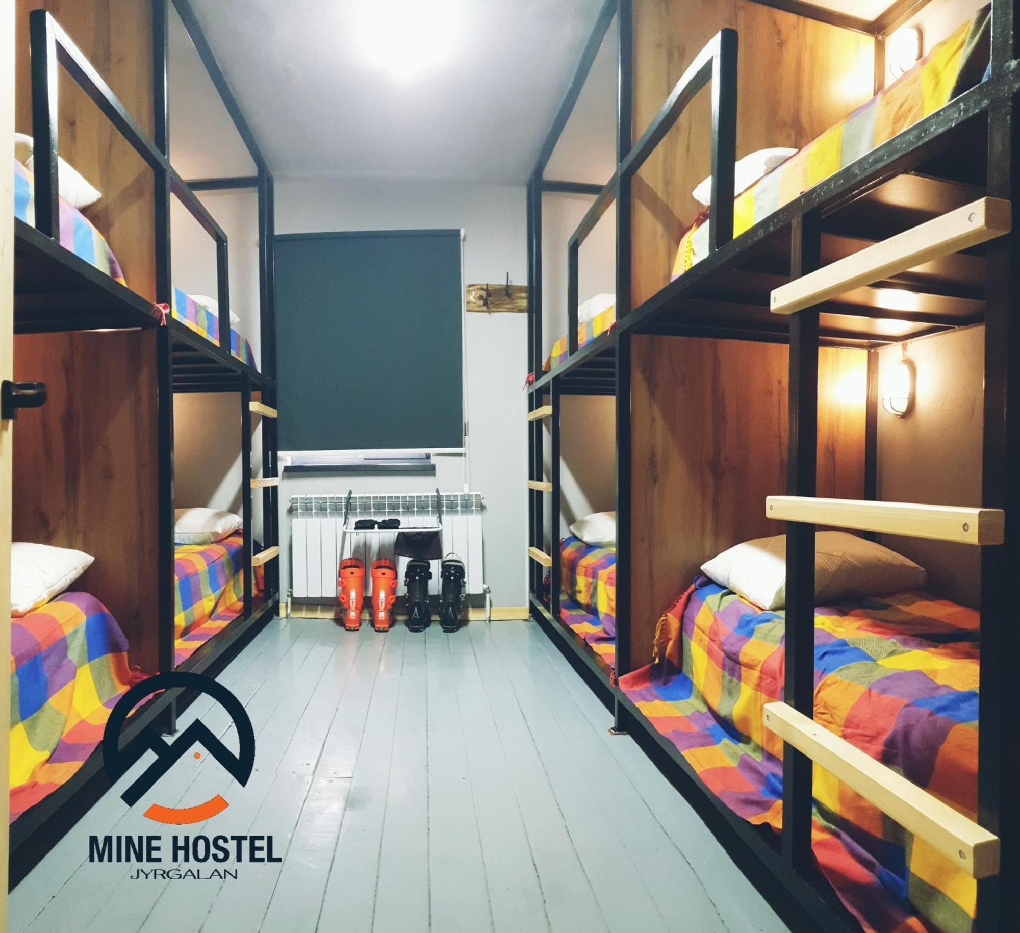 Mine Hostel Dzhergalan Jyrgalan Экстерьер фото